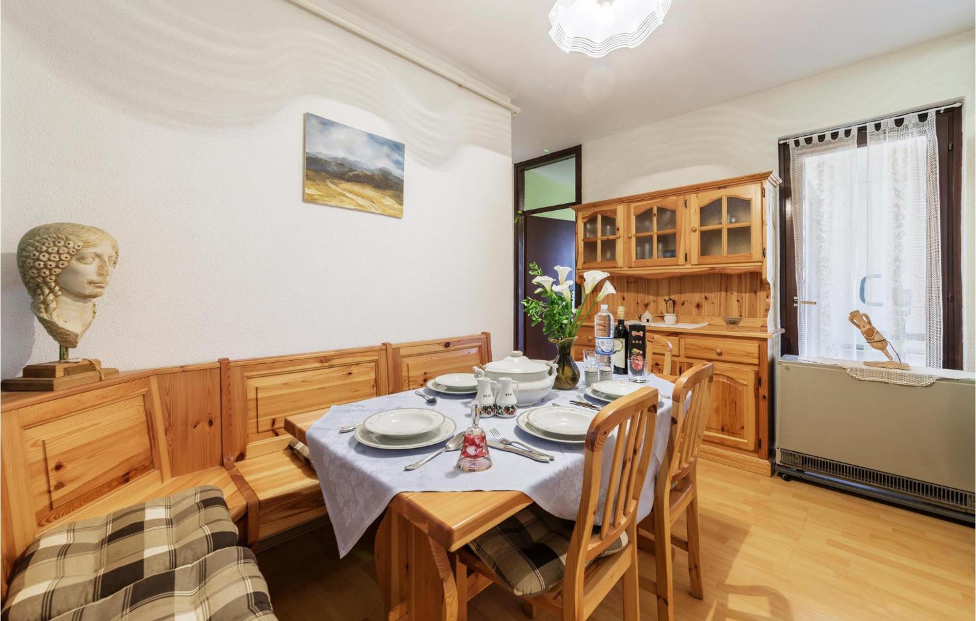 Gorgeous Apartment In Pula With House Sea View Exterior foto