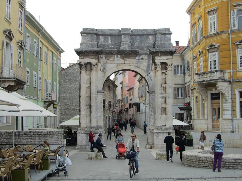 Gorgeous Apartment In Pula With House Sea View Zimmer foto